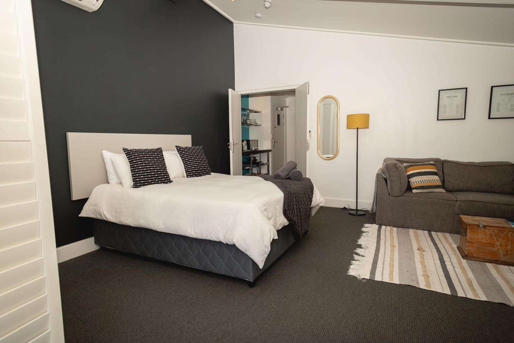 Central Mountain View Apartment, Hermanus Waterfront Exterior photo